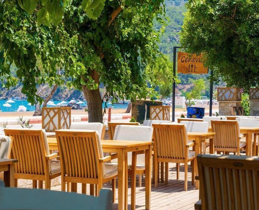 Ceneviz Hotel Adrasan Esterno foto